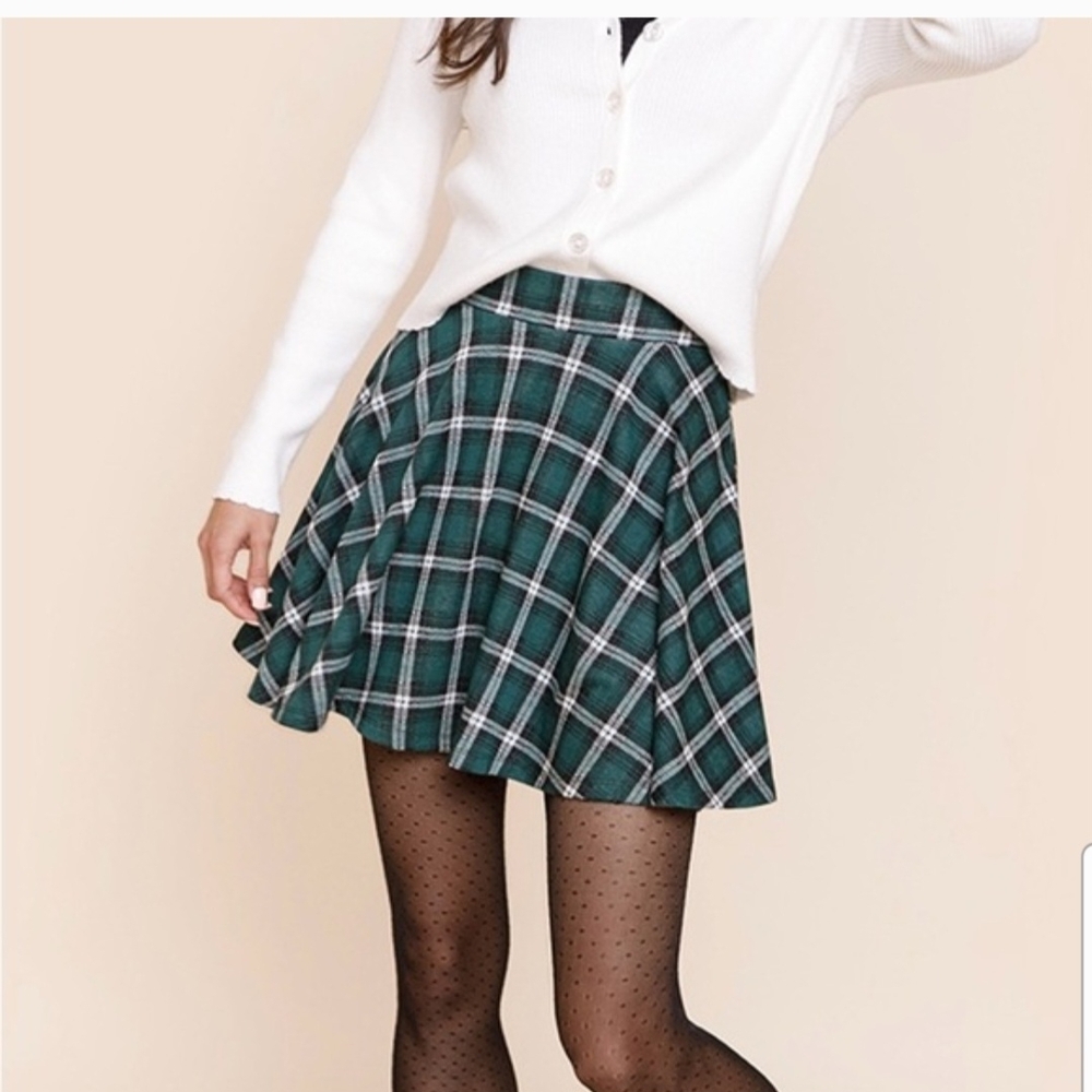 NWT Francesca's Collections Green Plaid Skater Mini Skirt Womens Small